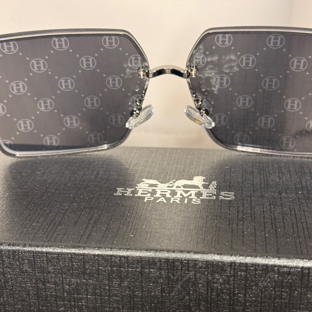 Hermes Black Patterned Sunglasses - image 3